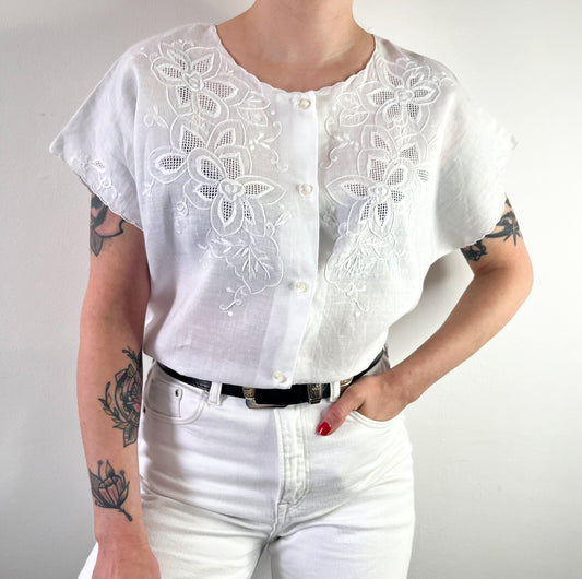 Vintage 100% linen white blouse with embroidery