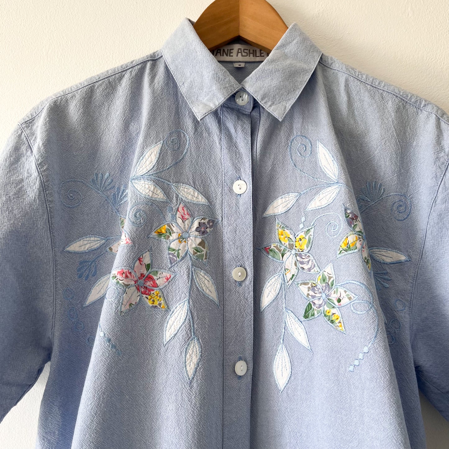 Vintage cotton shirt with embroidery