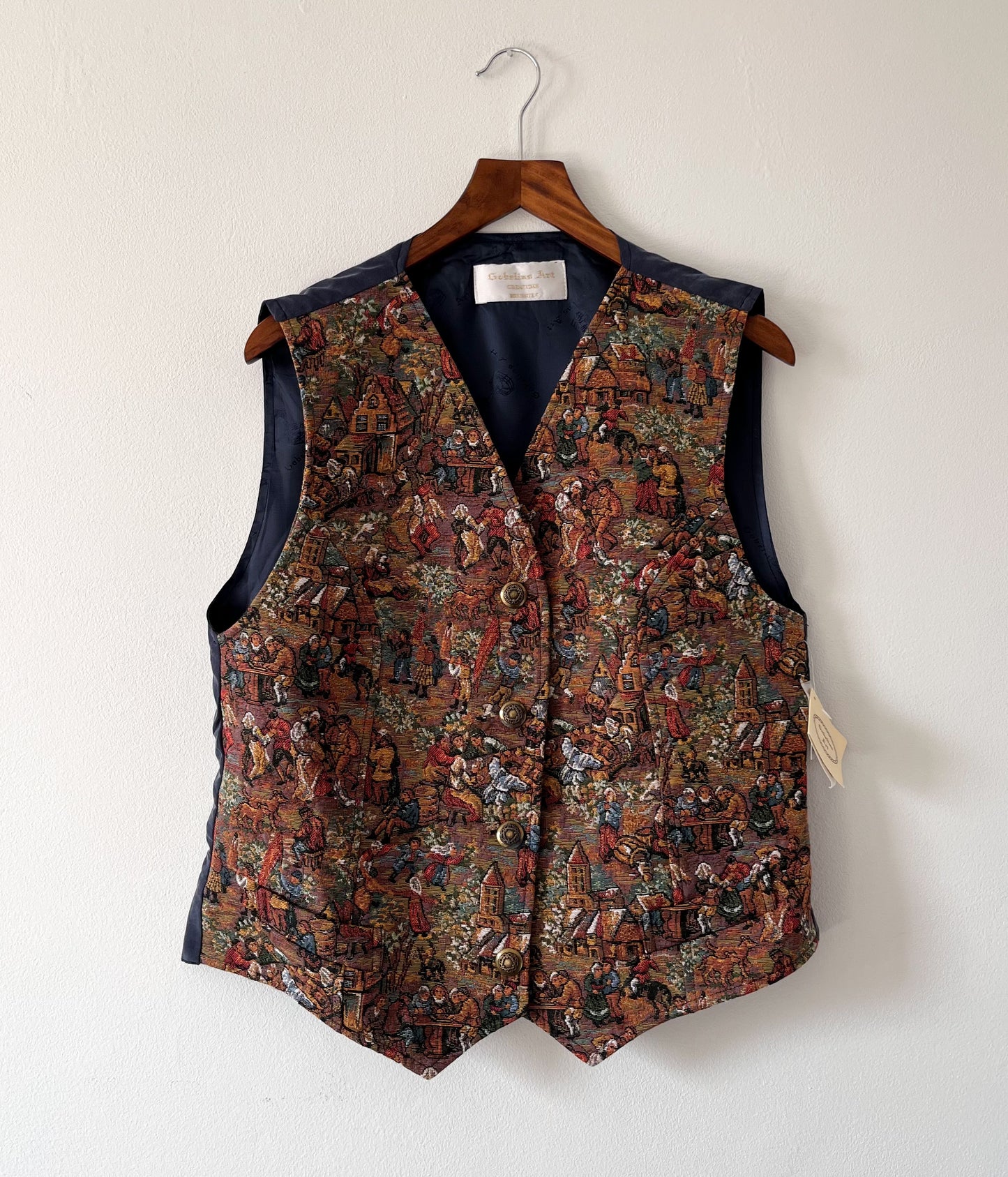 Tapestry waistcoat with tags