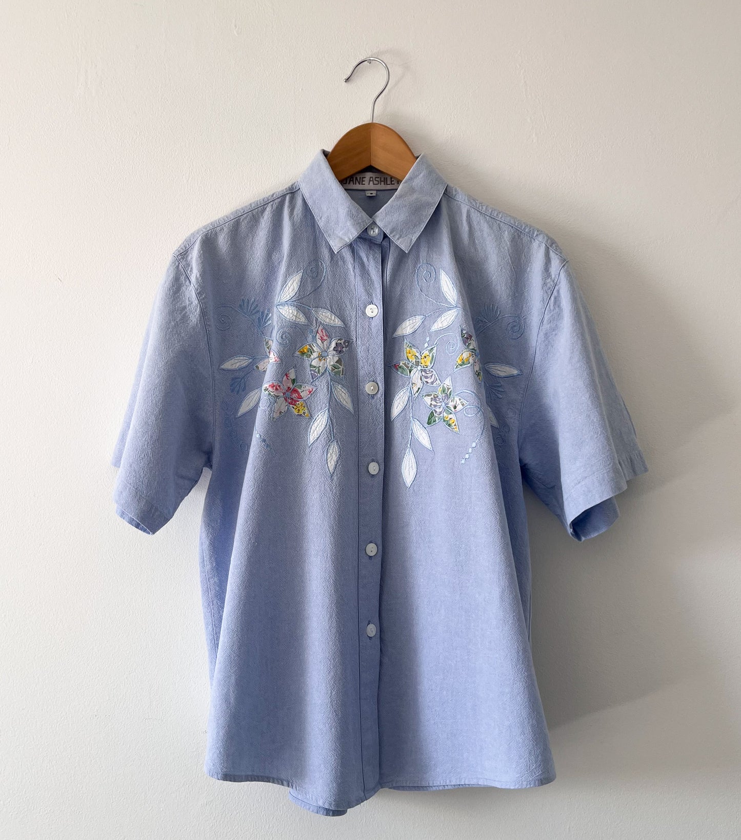 Vintage cotton shirt with embroidery