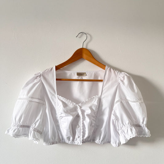 Vintage cottagecore white cropped blouse