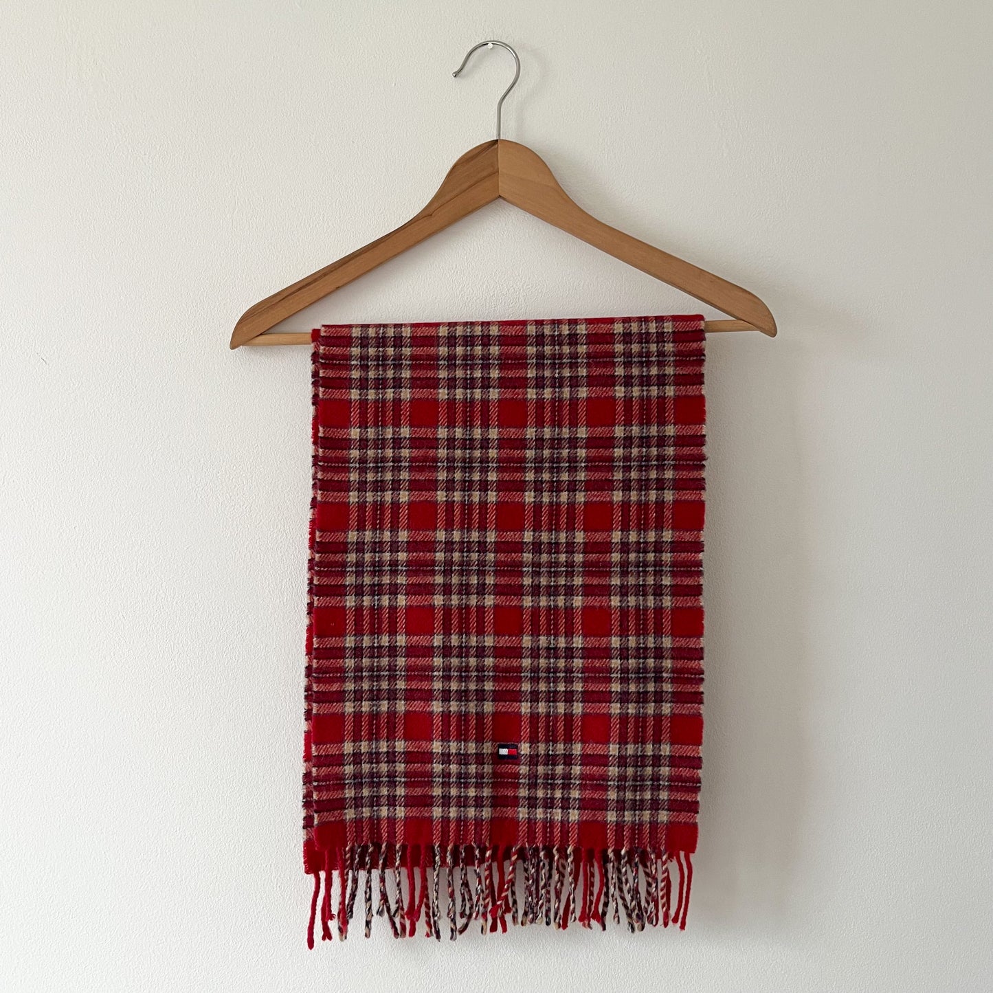 Tommy Hilfiger lambswool scarf