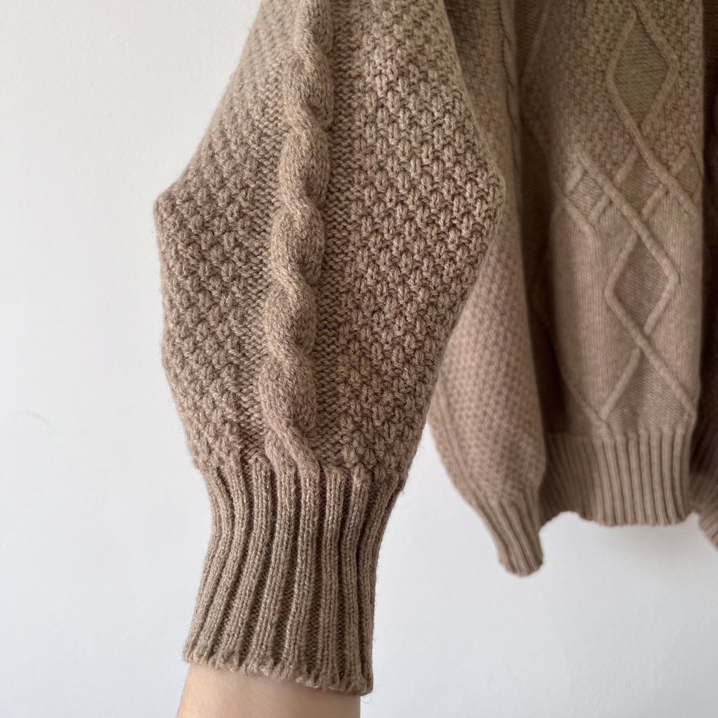 Cable knit beige wool jumper