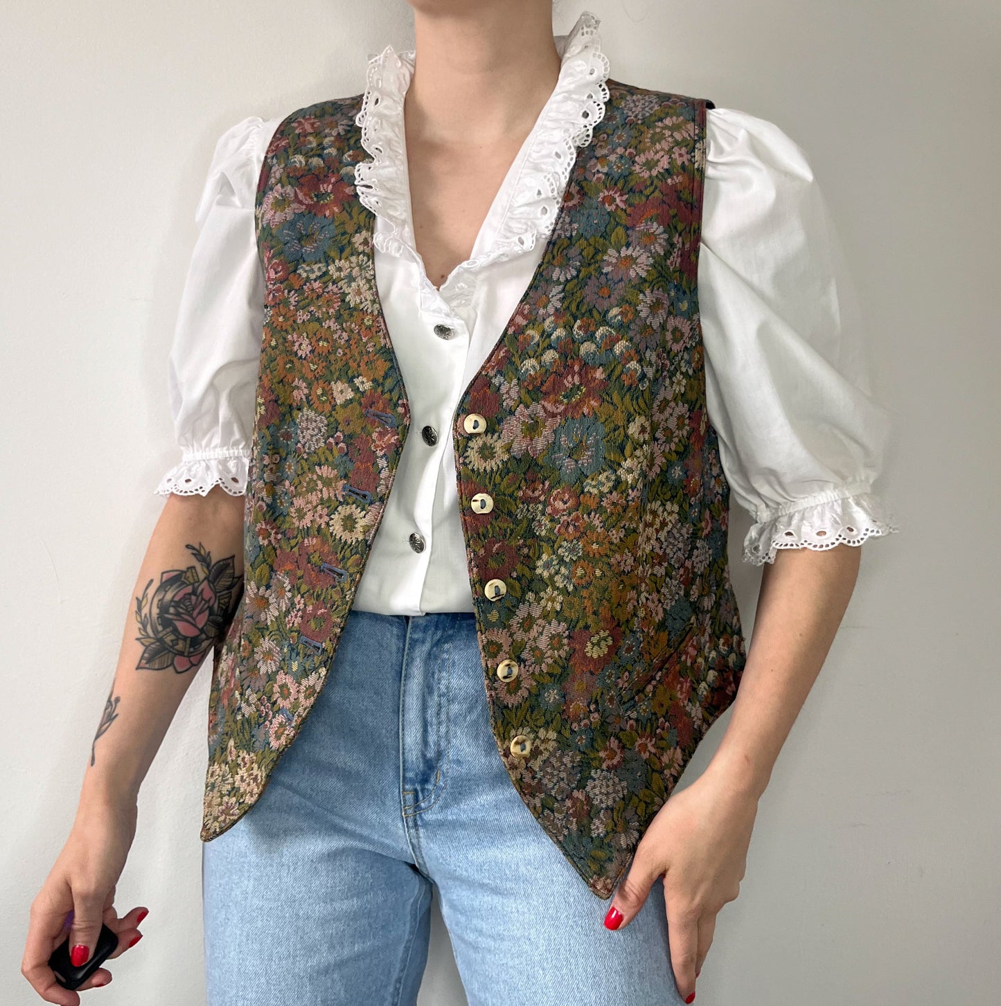 Cute vintage floral waistcoat