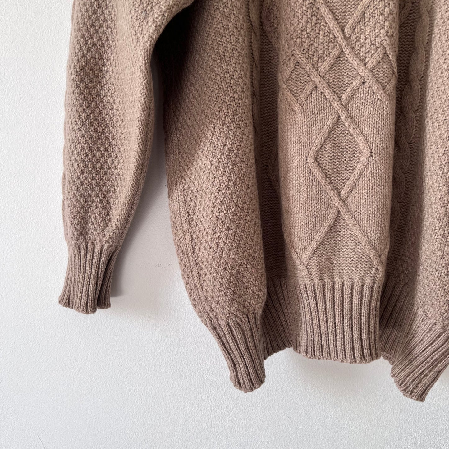 Cable knit beige wool jumper