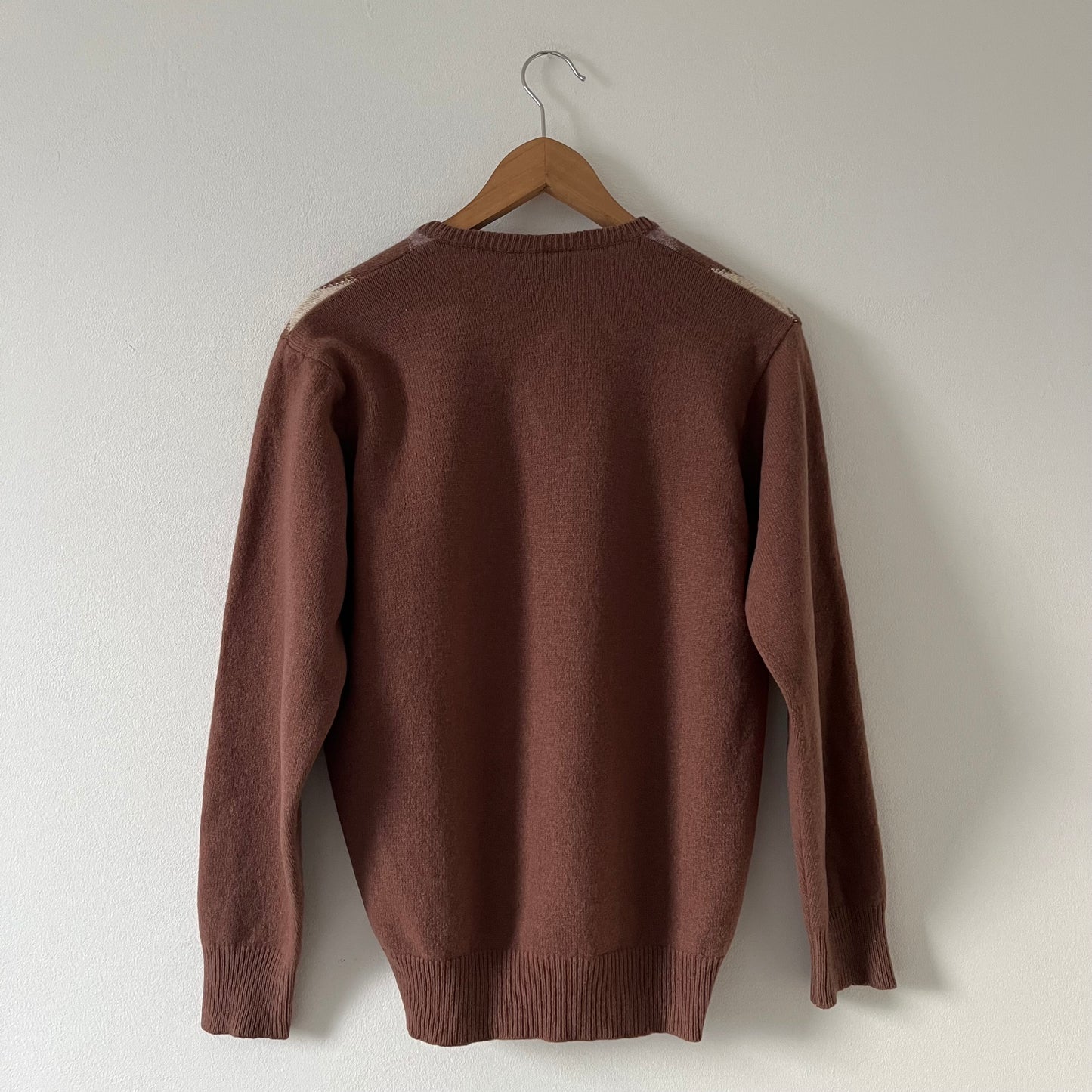 Vintage lambswool v-neck jumper