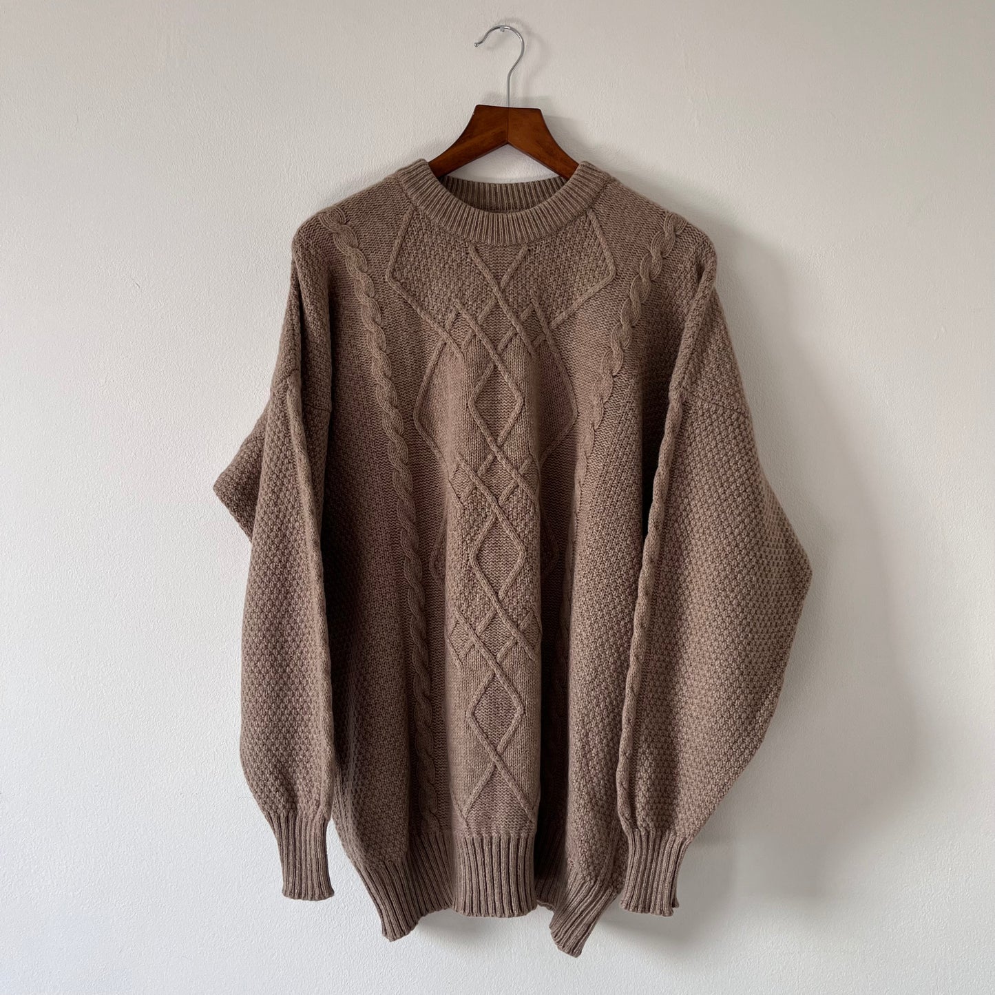 Cable knit beige wool jumper