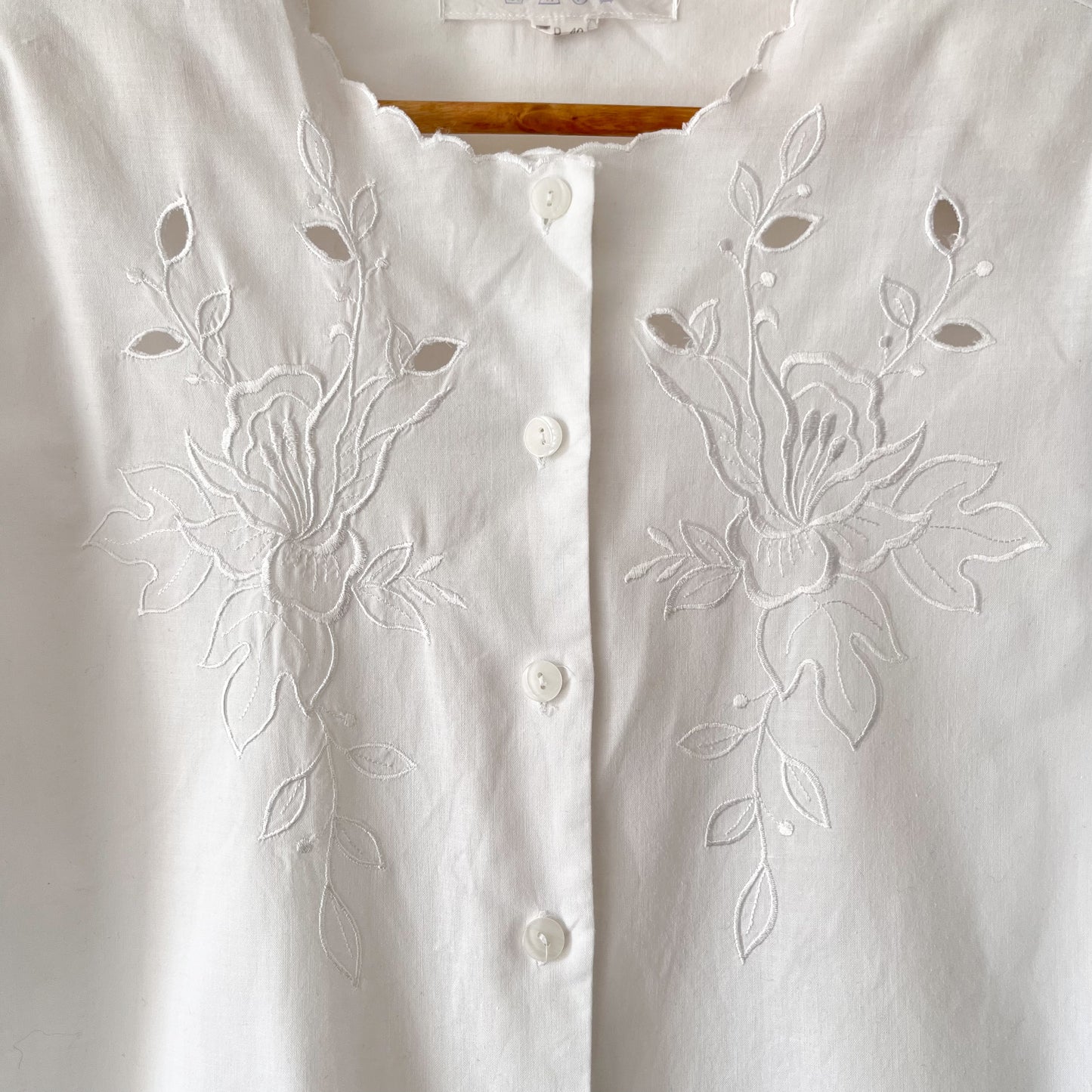 White vintage embroidered blouse