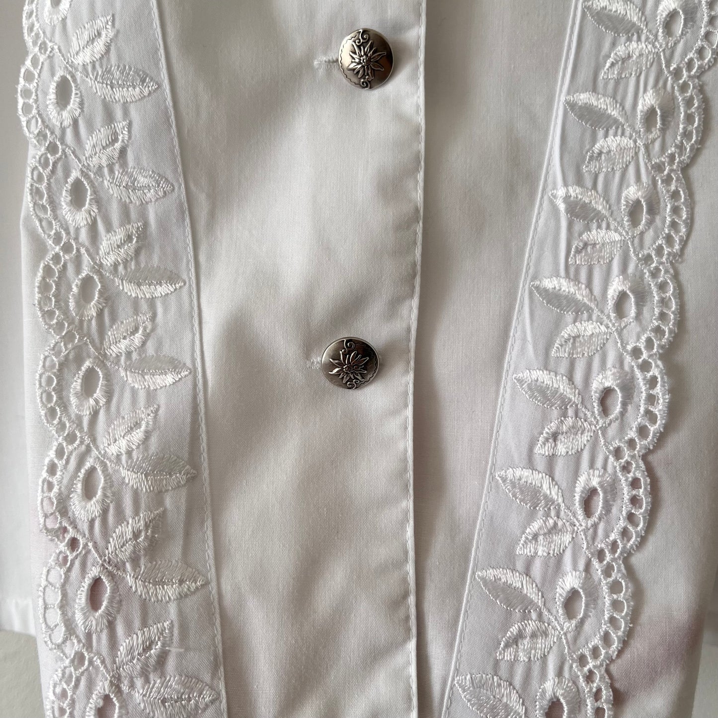 Vintage white ruffled blouse