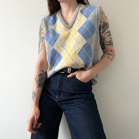 V-neck argyle lambswool waistcoat