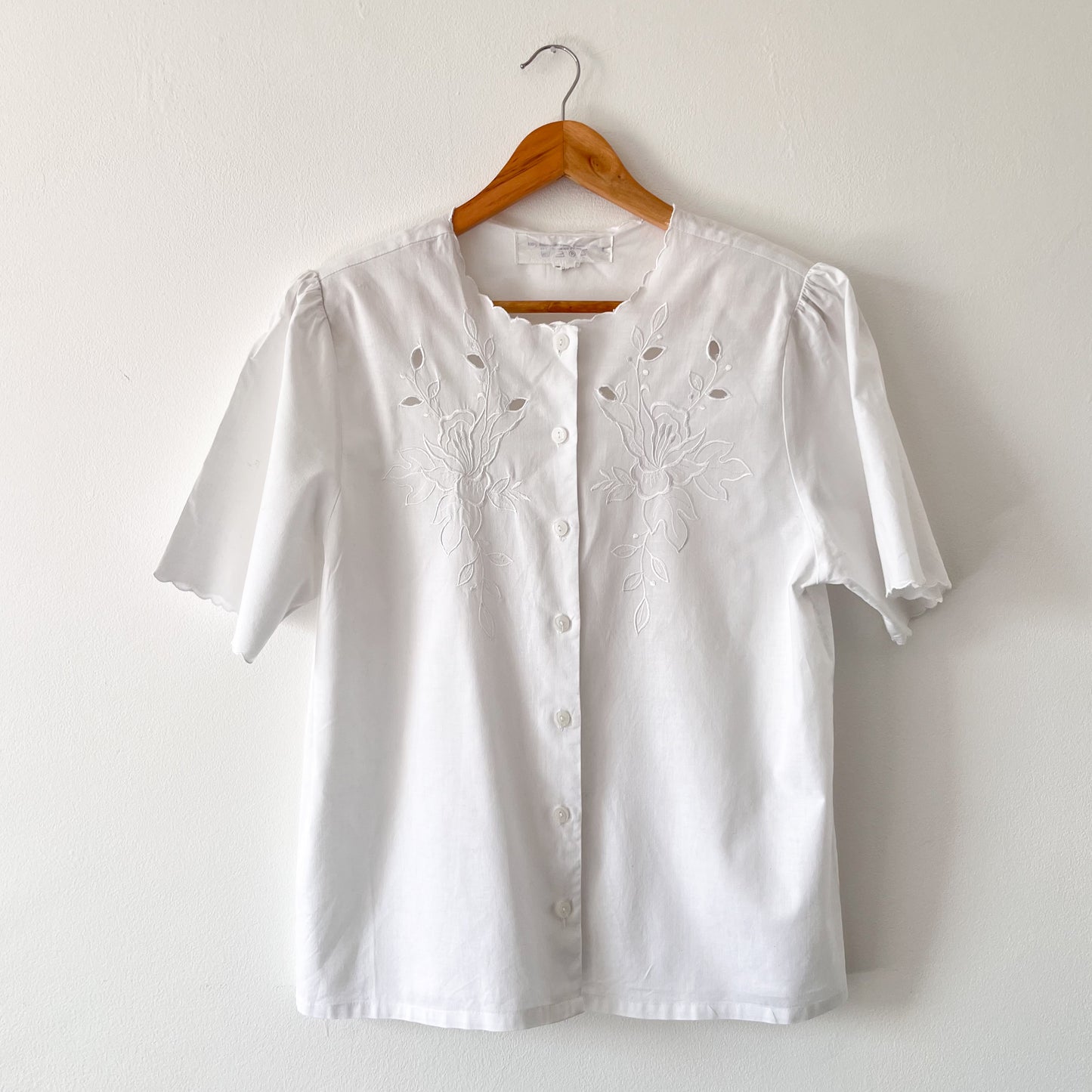 White vintage embroidered blouse