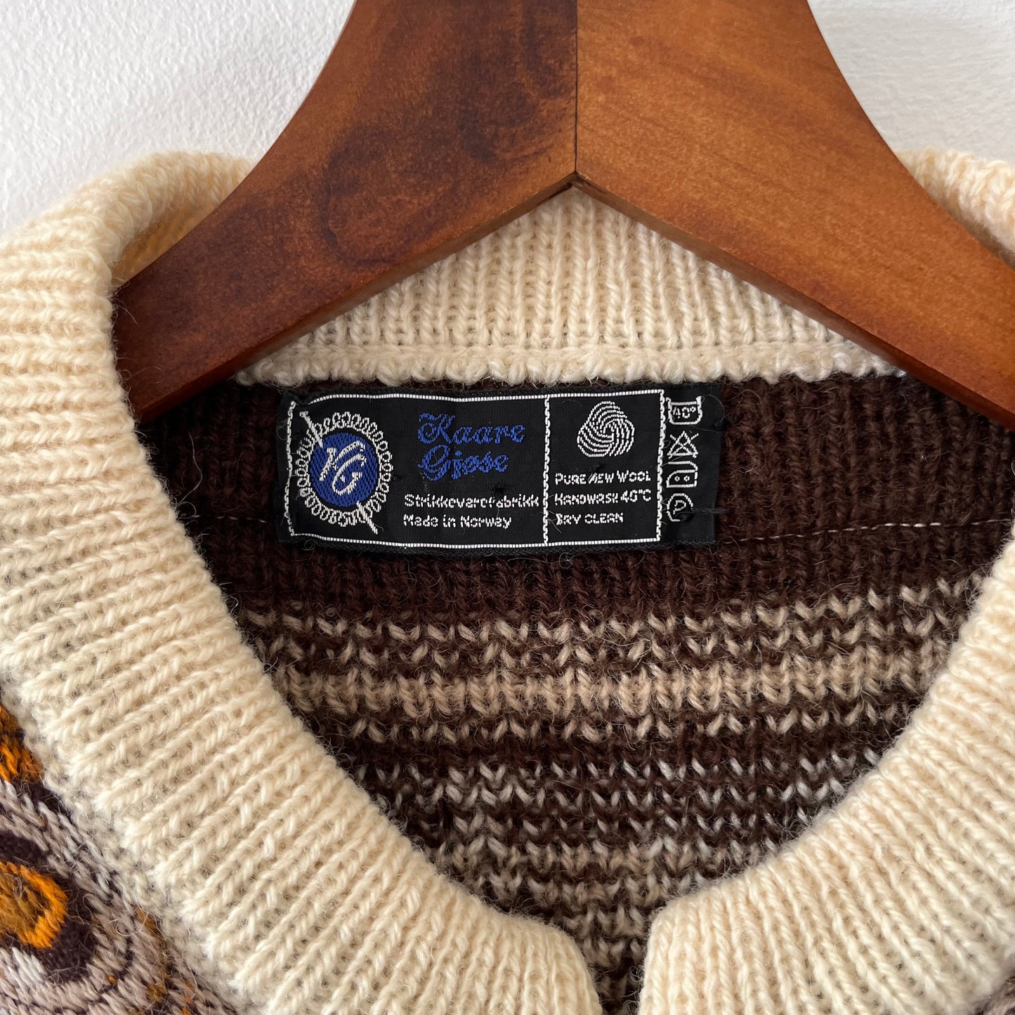 Vintage Scandinavian wool jumper