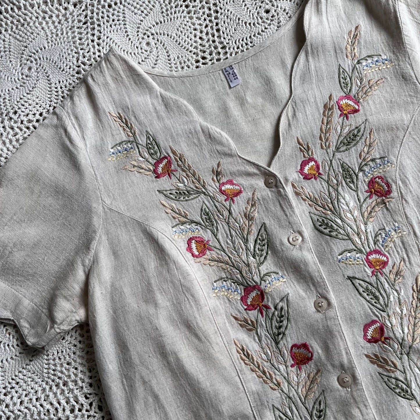 Vintage blouse with embroidery