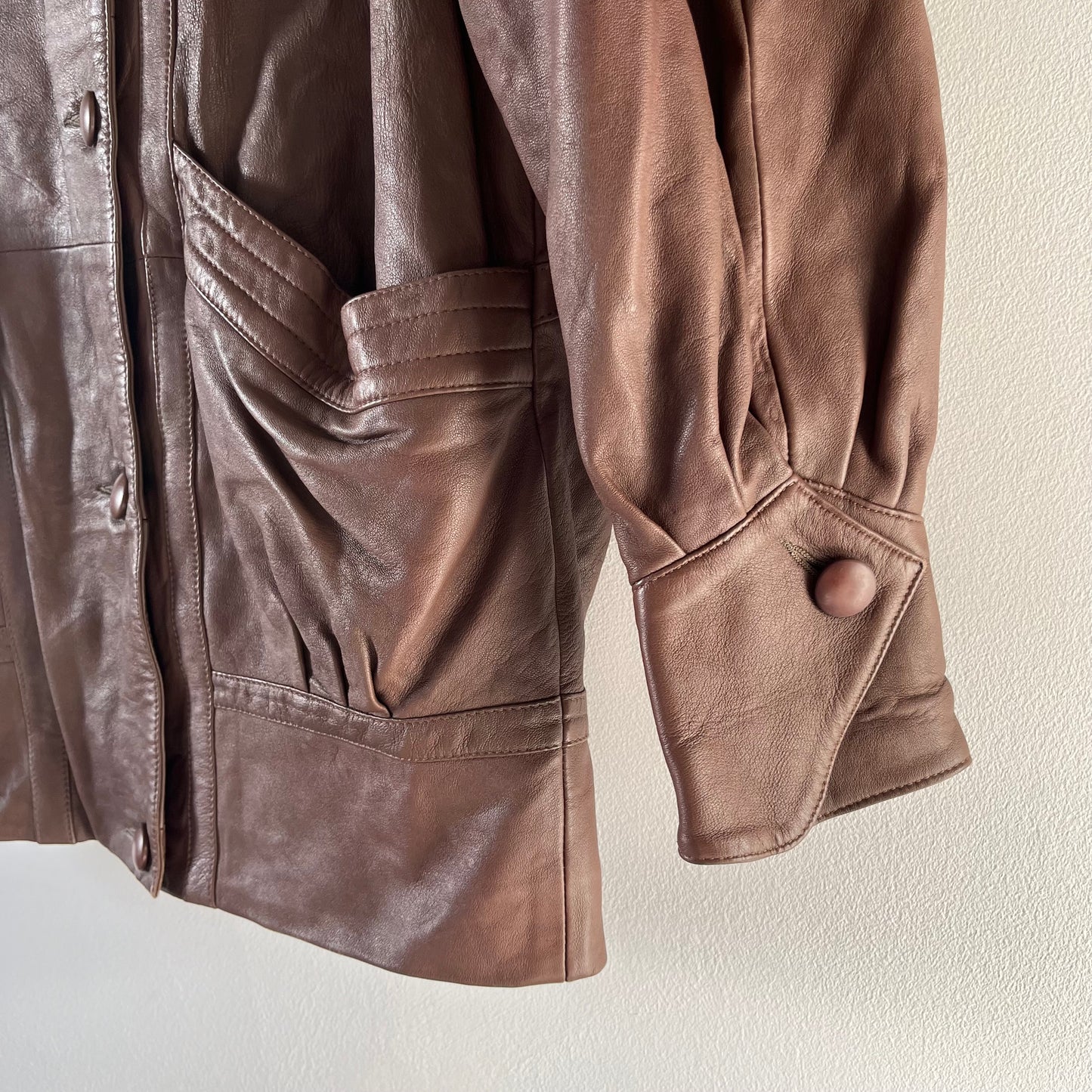 Brown 80’s leather jacket