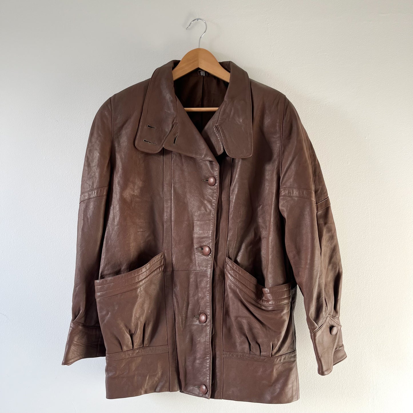 Brown 80’s leather jacket