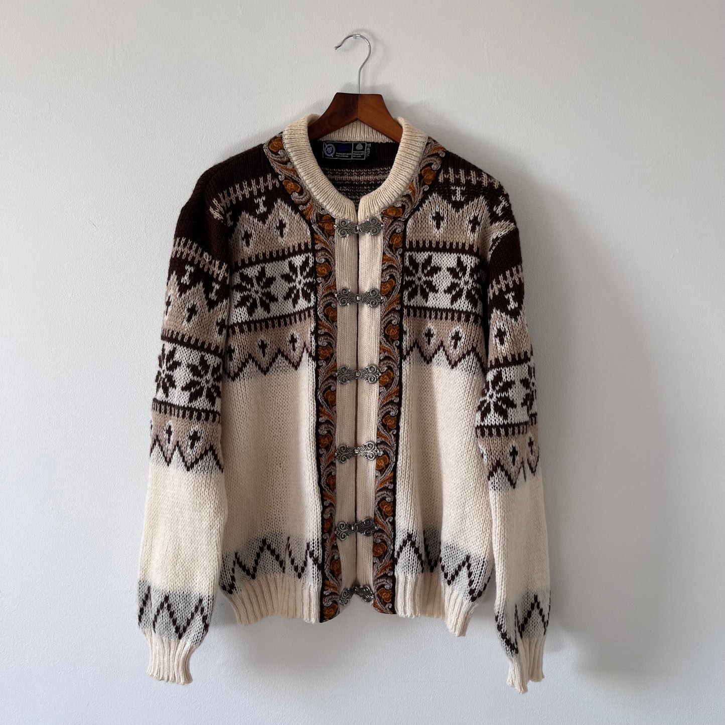 Vintage Scandinavian wool jumper