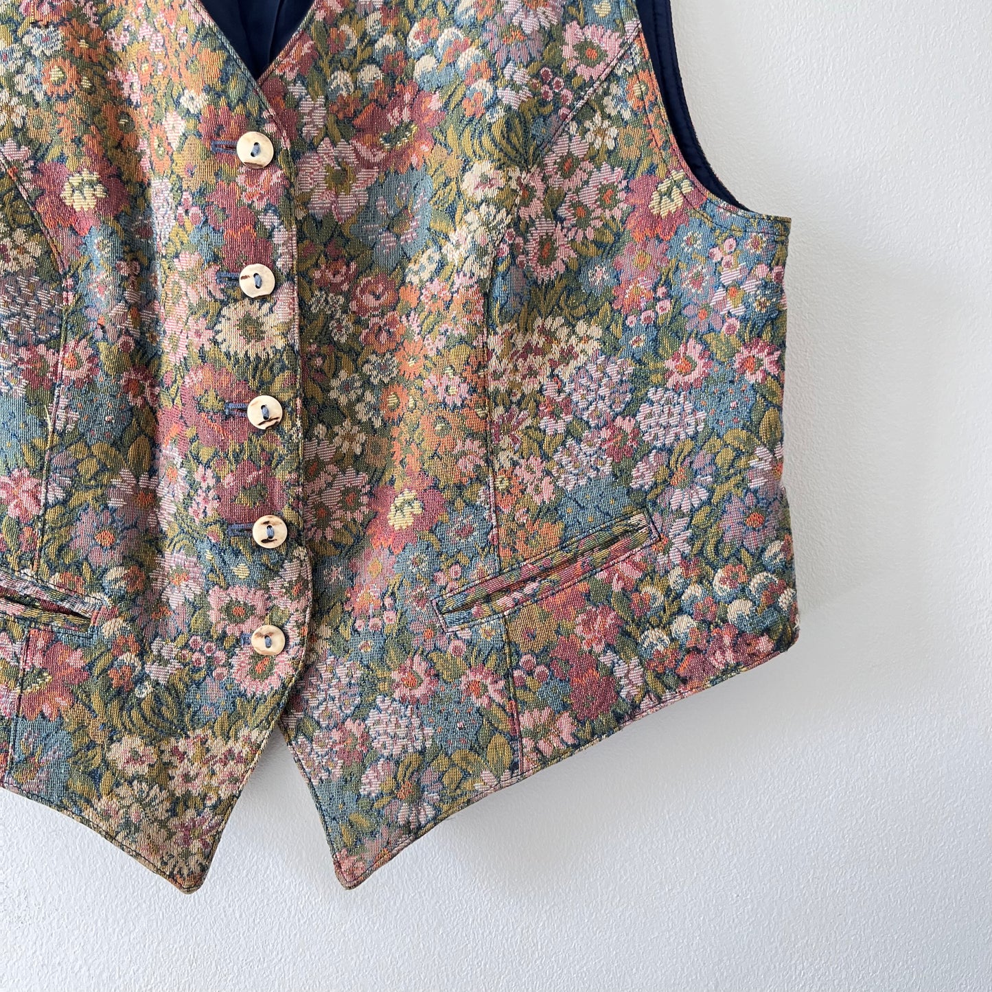 Cute vintage floral waistcoat